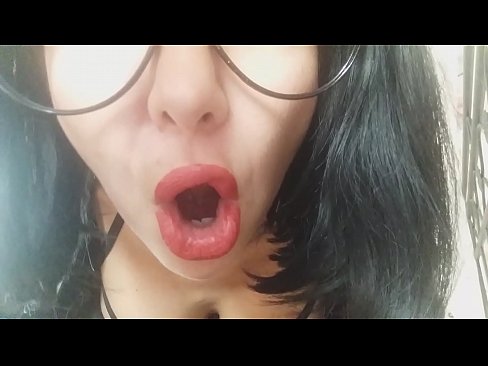 ❤️ Heval, dêya te îro nahêle tu biçî dibistanê... Pir hewcedariya min bi te heye... ❤️ Pornoya hişk li ku.tuberxxx.ru